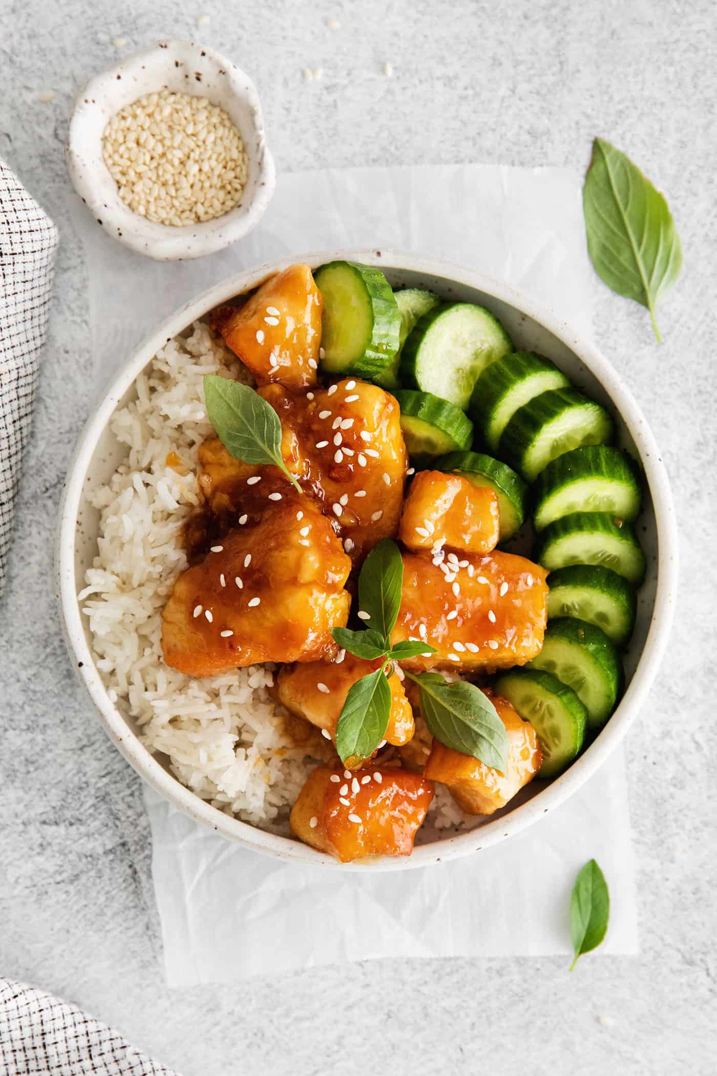 Overhead view of a chicken rice bowl