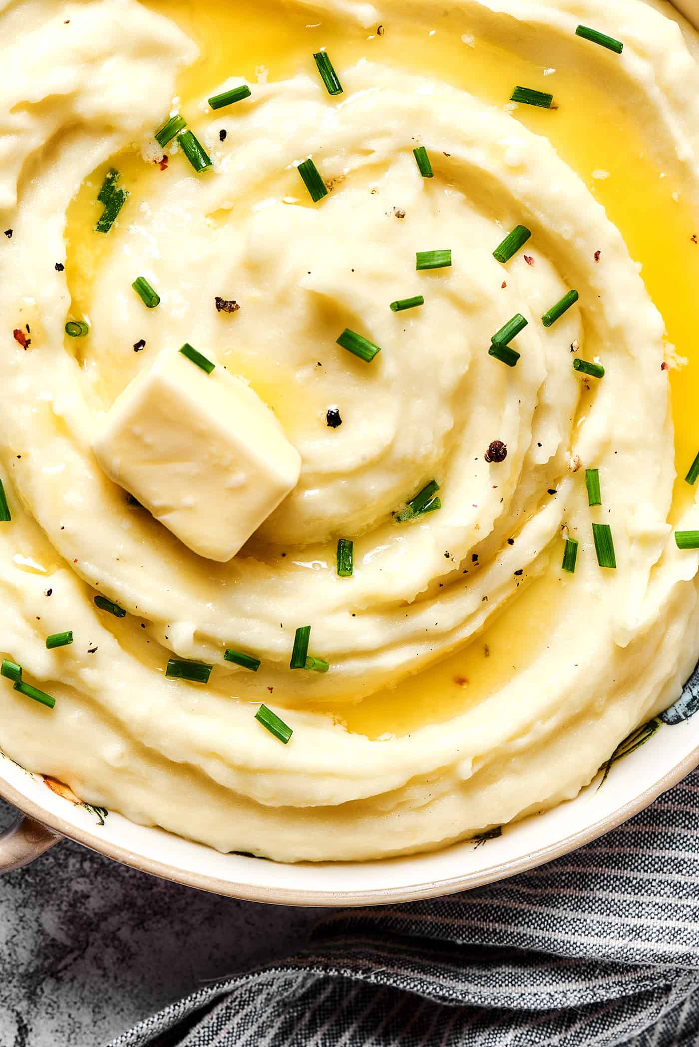 Easy Buttermilk Mashed Potatoes l a farmgirl's dabbles