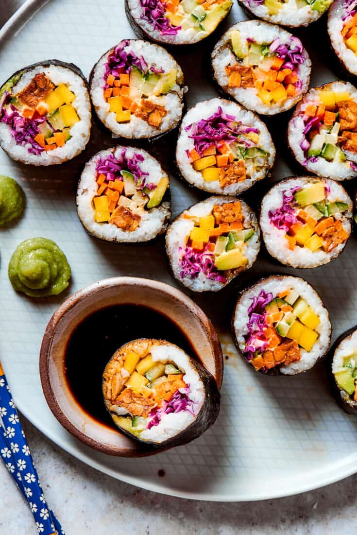 Easy Vegan Sushi Rolls l A Farmgirl's Dabbles
