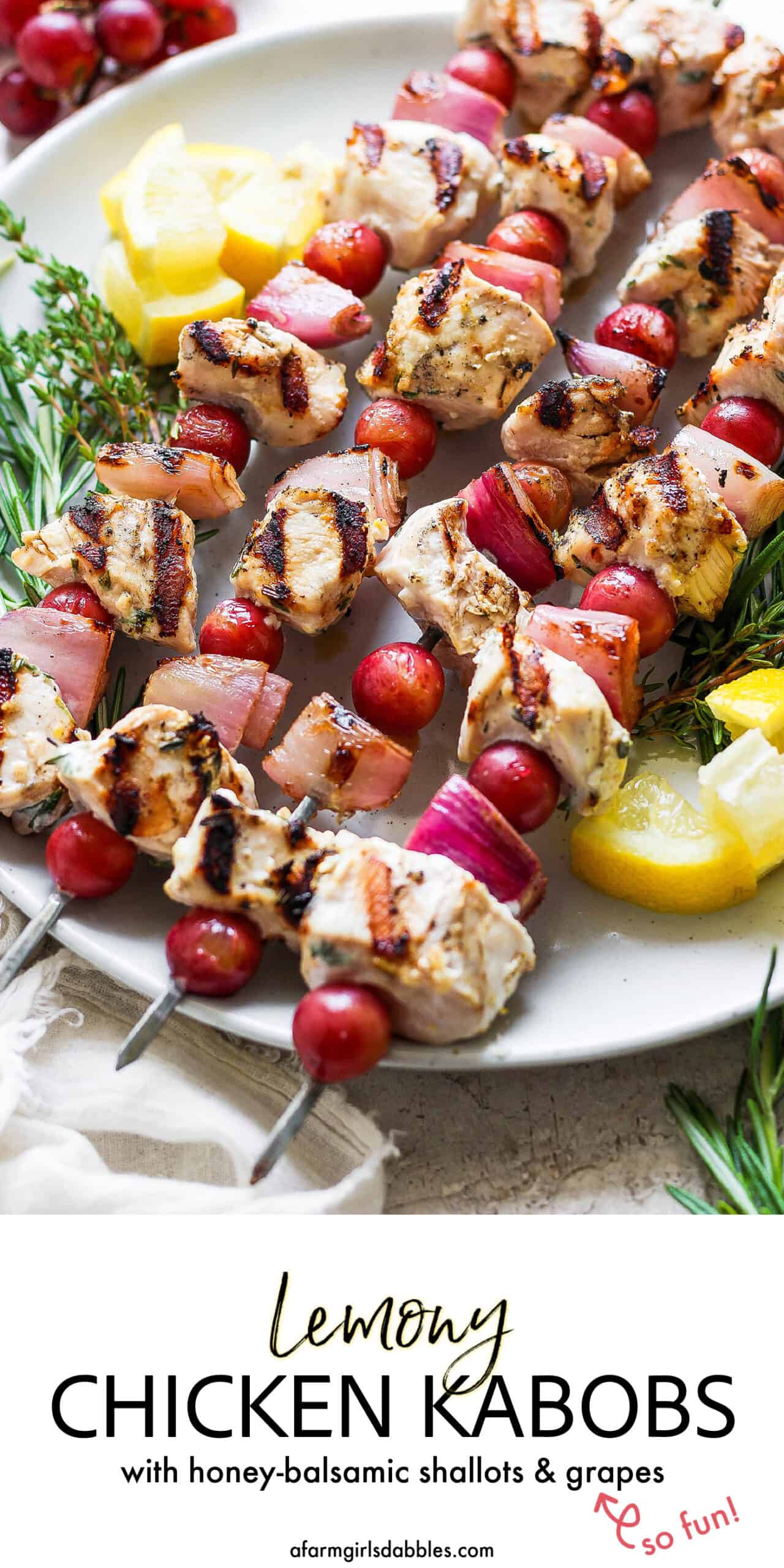 Pinterest image for chicken kabobs with grapes