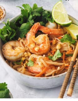 Pinterest image for shrimp pad thai