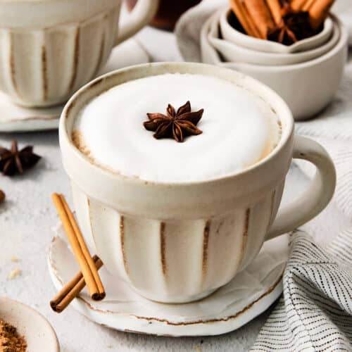 a mug of dirty chai latte