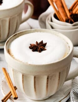 Pinterest image for how to make a dirty chai latte