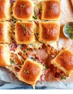 Pinterest image for bbq chicken sliders