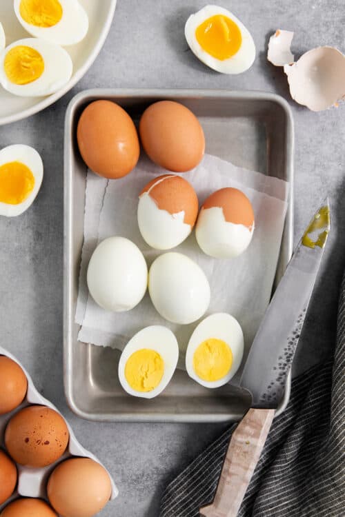 Easy Peel Hard Boiled Eggs (Perfect Every Time!) - Best Way To Peel Boiled Eggs