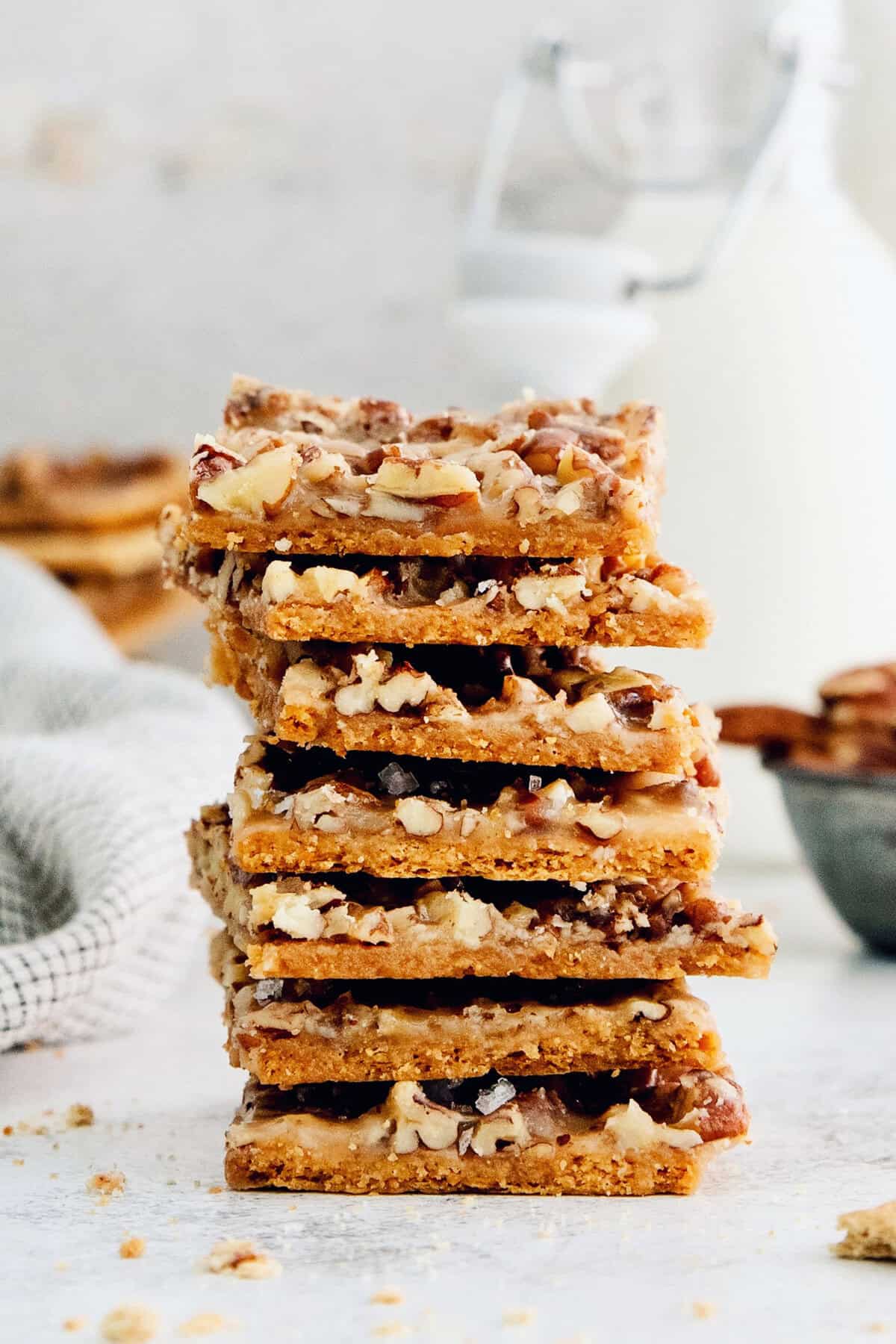 a stack of graham cracker toffee