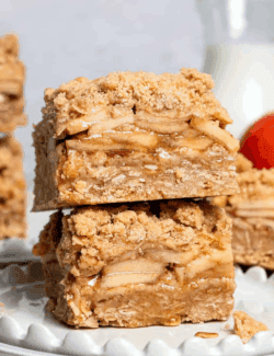 Pinterest image for Apple Pie Bars