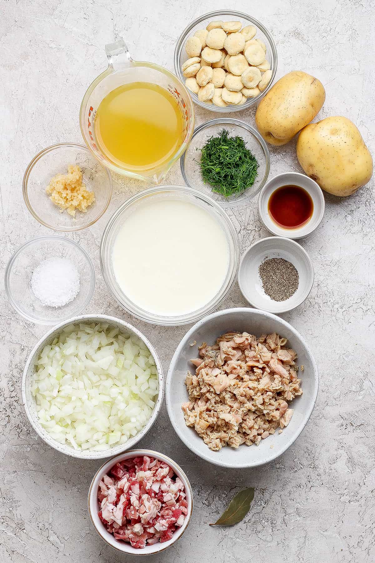 ingredients needed to make clam chowder with pork belly