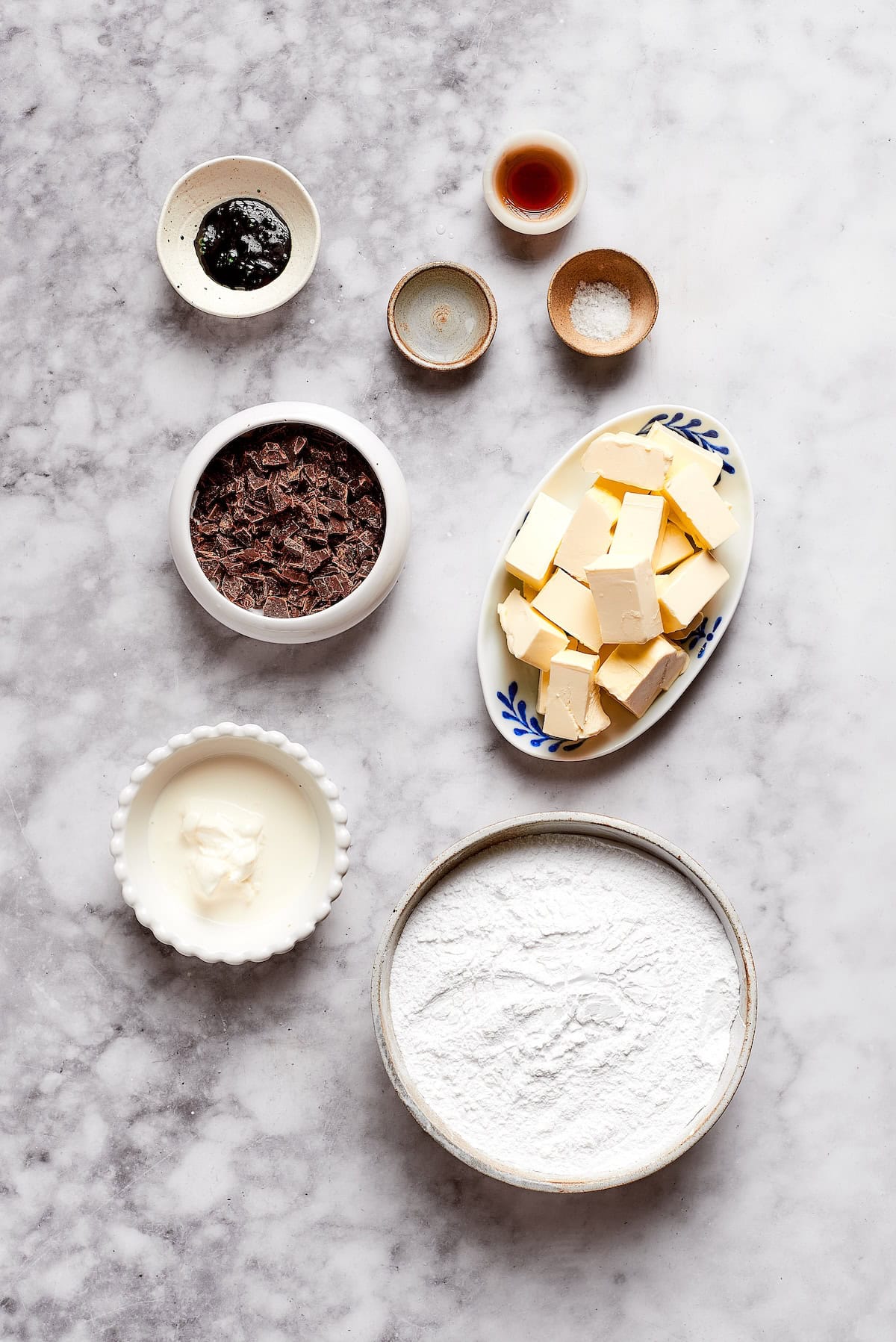 ingredients to make mint chocolate chip buttercream