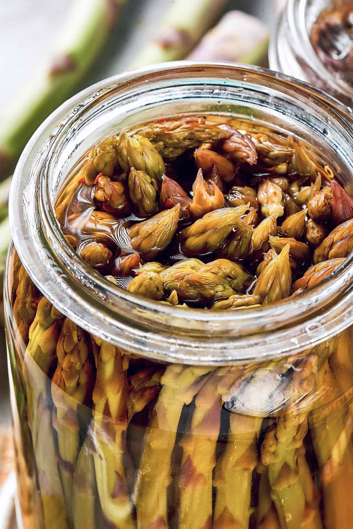 a jar of pickled asparagus spears
